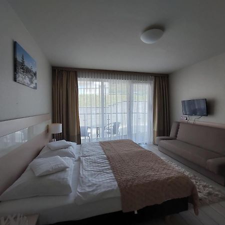 Apartament Sienna Czarna Gora Ischgl 18 Екстер'єр фото