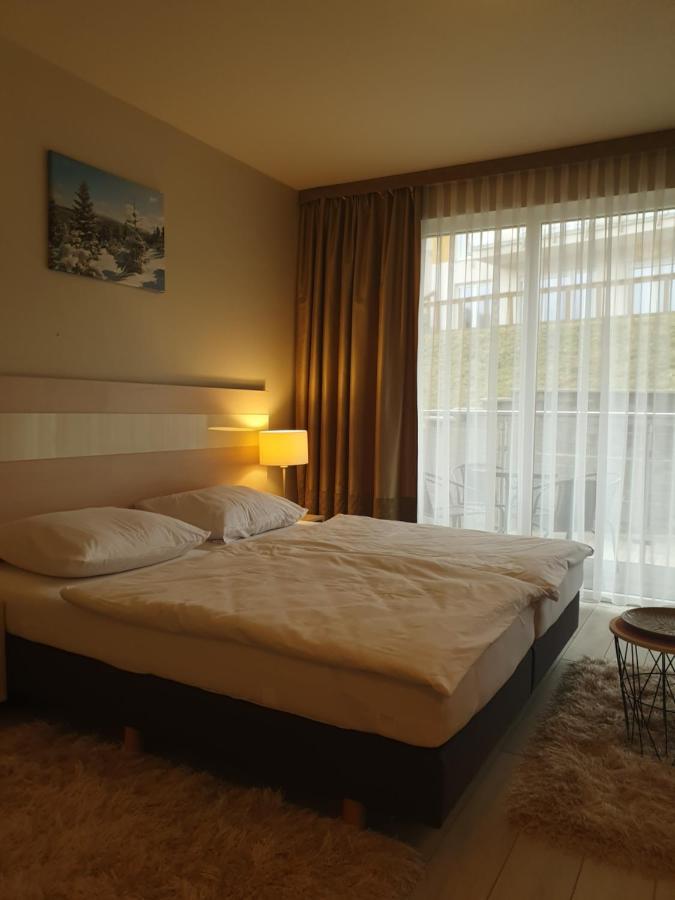 Apartament Sienna Czarna Gora Ischgl 18 Екстер'єр фото