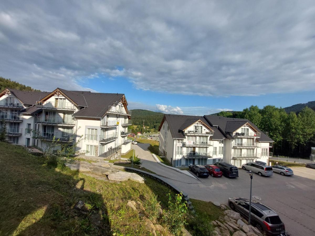 Apartament Sienna Czarna Gora Ischgl 18 Екстер'єр фото