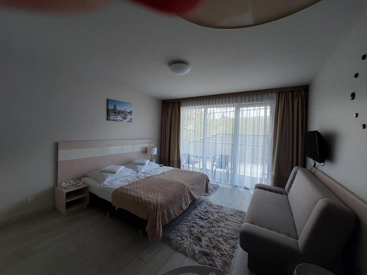 Apartament Sienna Czarna Gora Ischgl 18 Екстер'єр фото